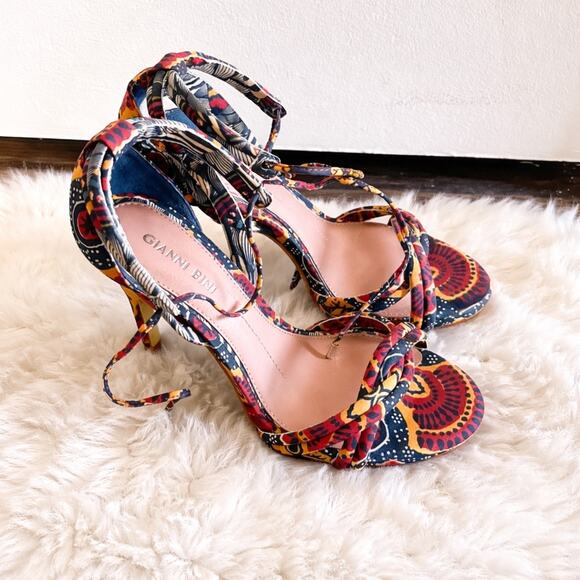 Gianni Bini Abbrie Boho Tribal Lace Up Heels 6.5 Festival Ankle Wrap Sandals - Picture 3 of 5